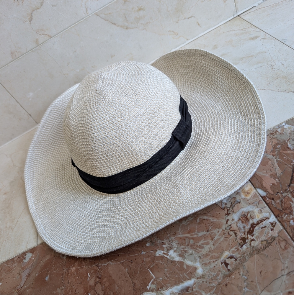 ⚡3/$20⚡ Floppy Hat For Sunny days